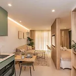 & Center Marbella