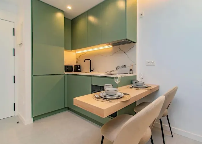 & Center Daire Marbella