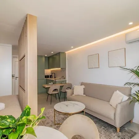 Apartman & Center
